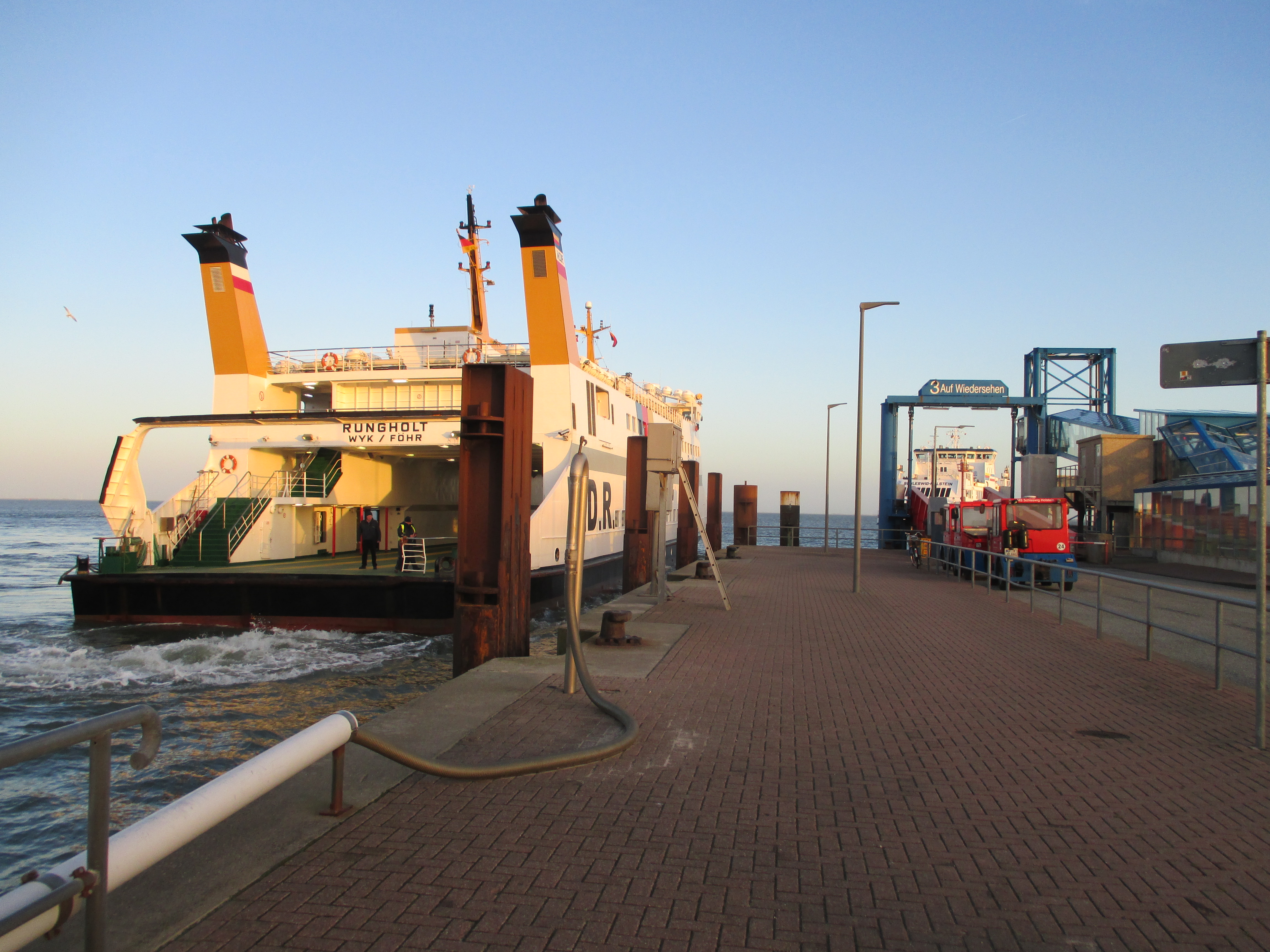 Bild 2 Wyker Dampfschiffs-Reederei in Wyk auf Föhr