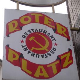 Roter Platz - Bar, Restaurant in Köln