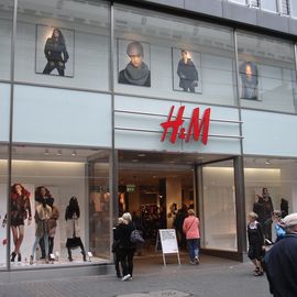 H&M Hennes & Mauritz Schildergasse 98-100 in Köln