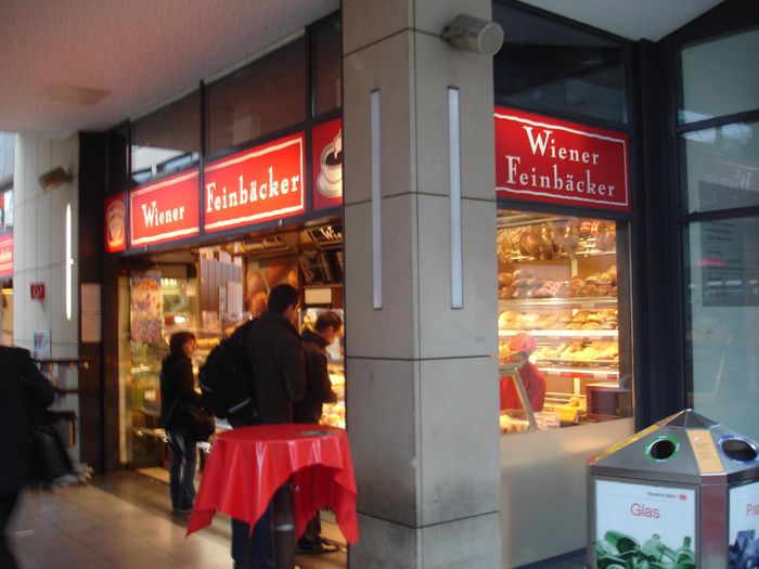 Wiener Feinbäckerei Heberer GmbH im Hauptbahnhof Mannheim, EG
