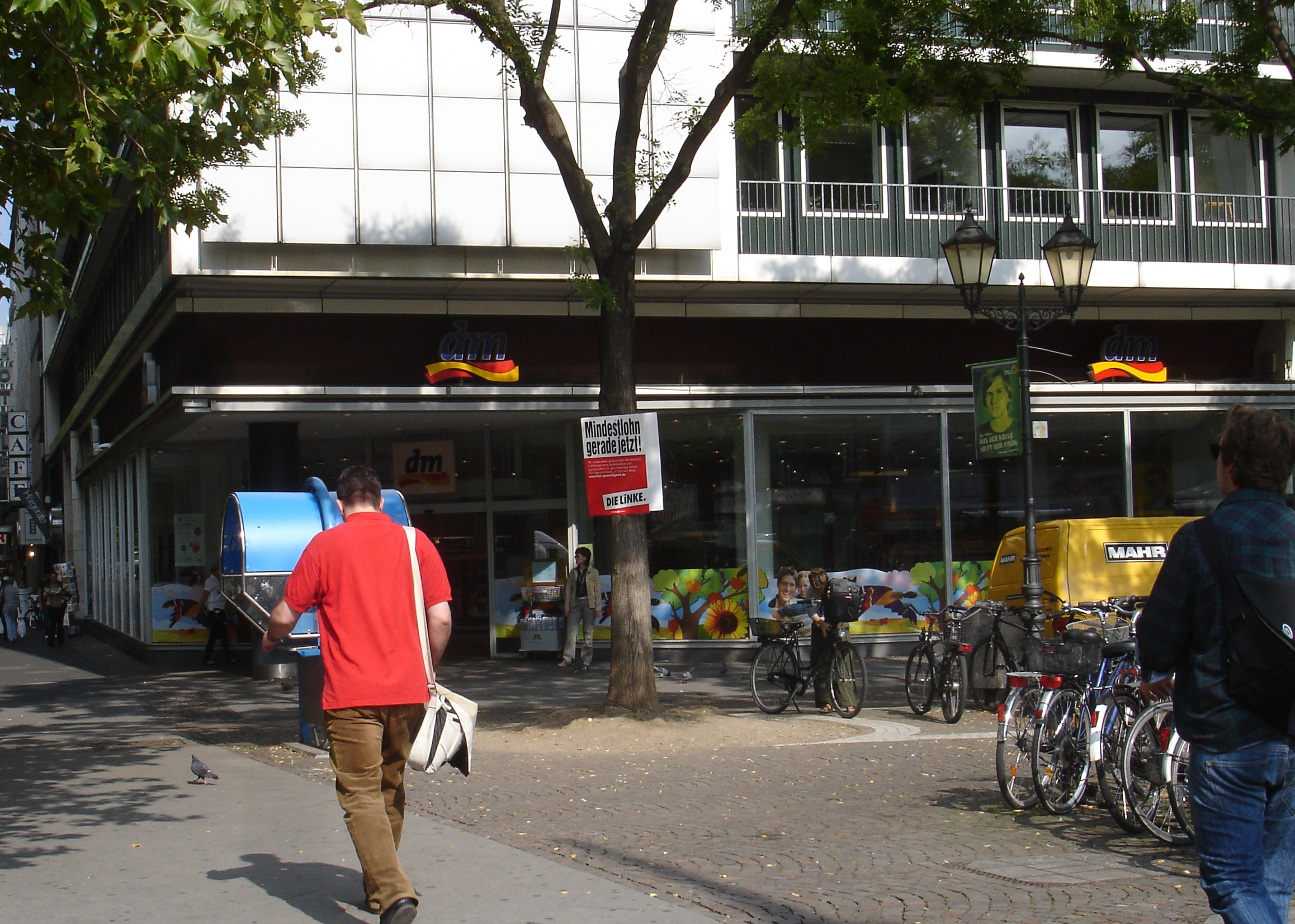 Bild 1 dm-drogerie markt in Köln