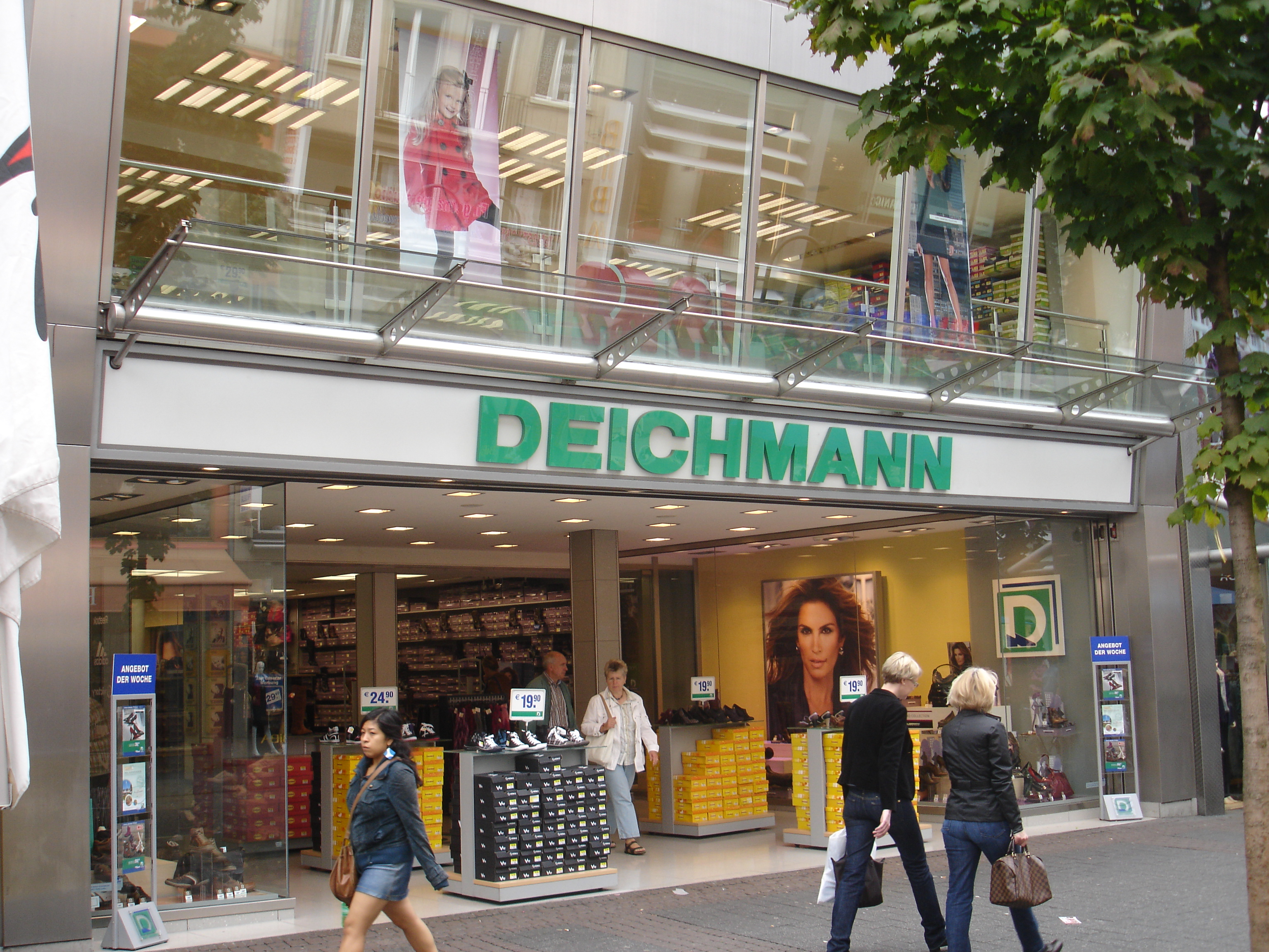 Bild 1 DEICHMANN in Köln
