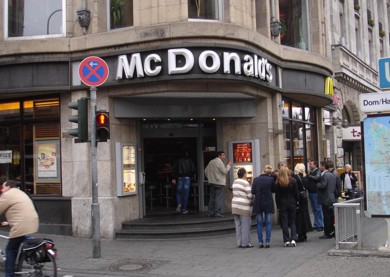 McDonald's Deutschland Inc. Zweigniederlassung München in Marzellenstr. 2 50667 