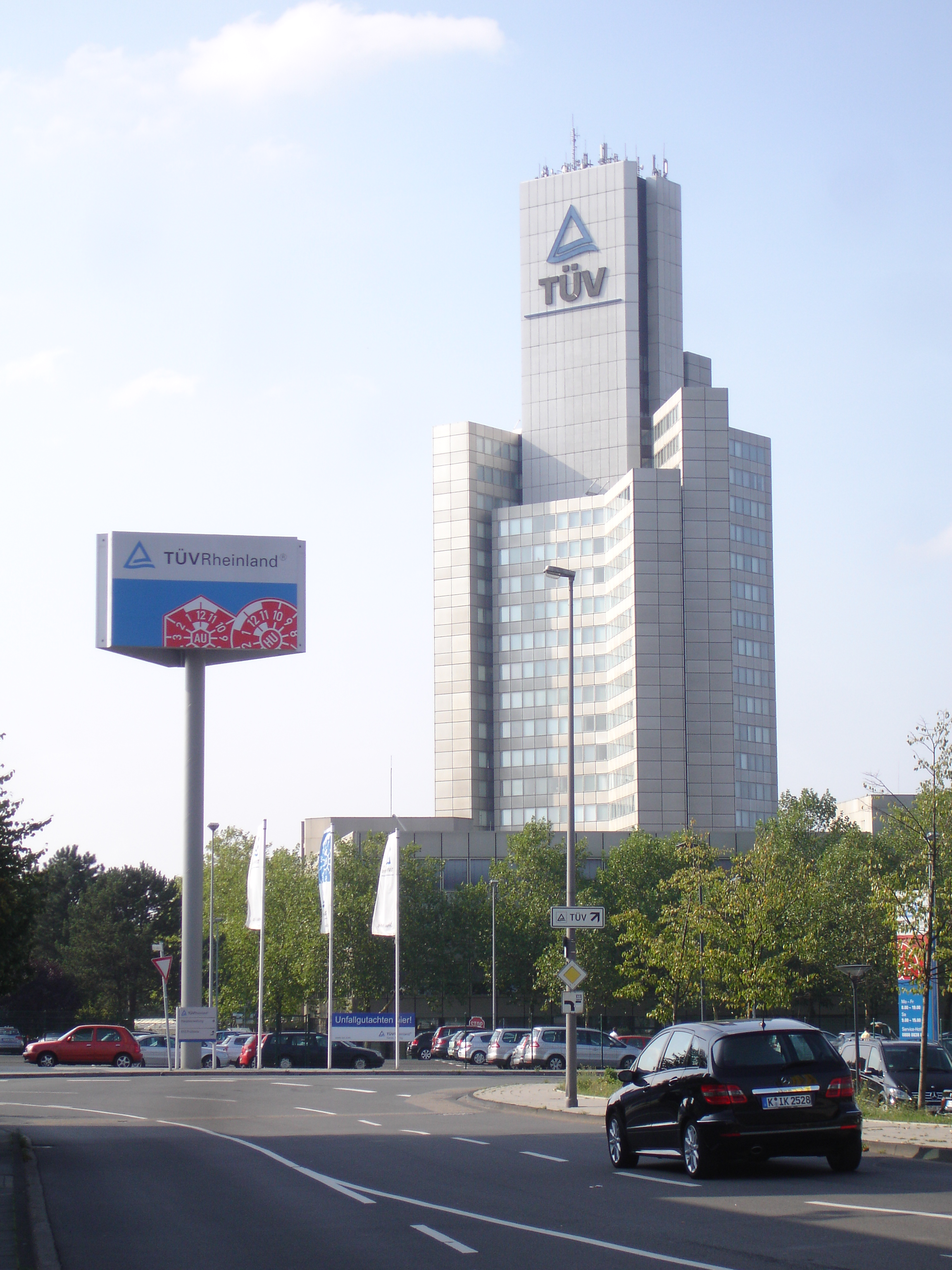 Bild 1 TÜV Rheinland Akademie GmbH in Köln