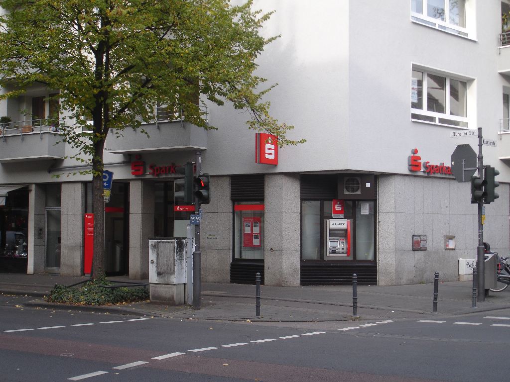 Bild 1 Sparkasse KölnBonn Geldautomat in Köln