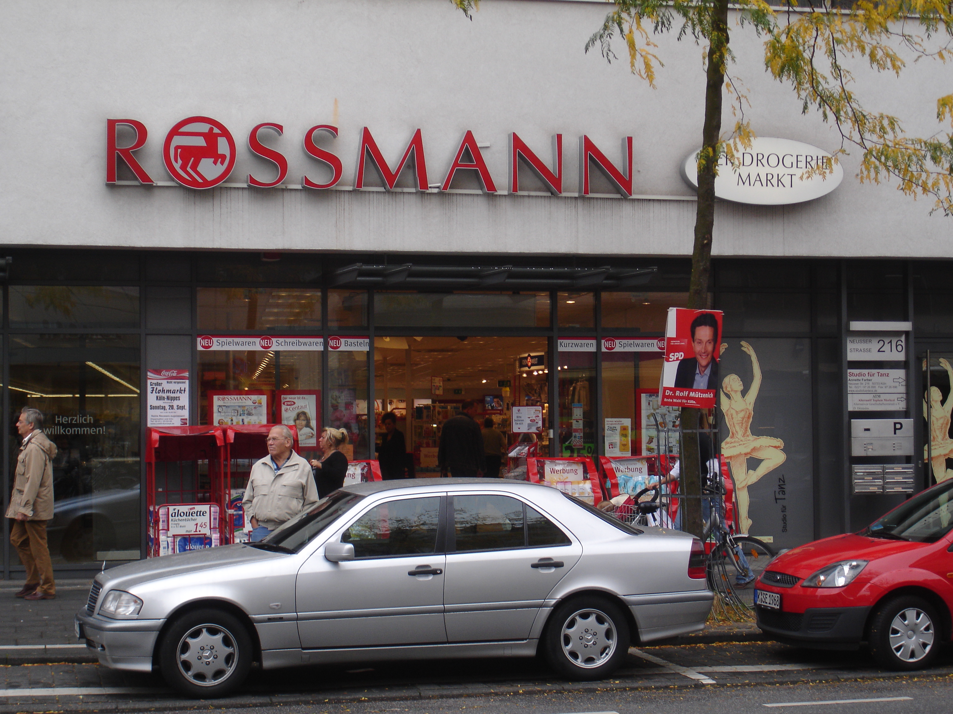 Bild 1 Rossmann Drogeriemärkte in Köln