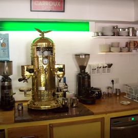 Kaffeemaschine im Geschäft "Privatsache"