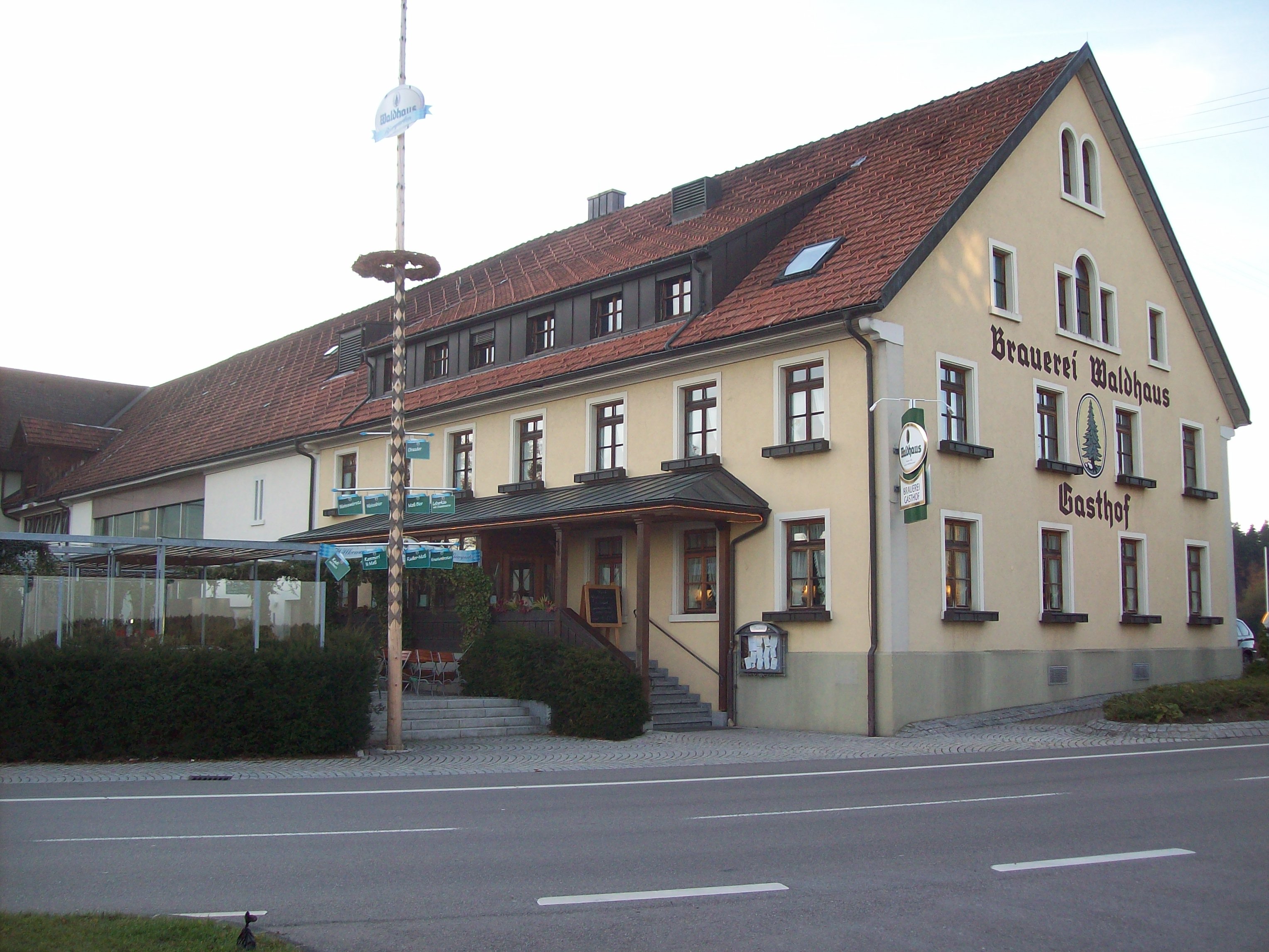 Bild 12 Waldhaus