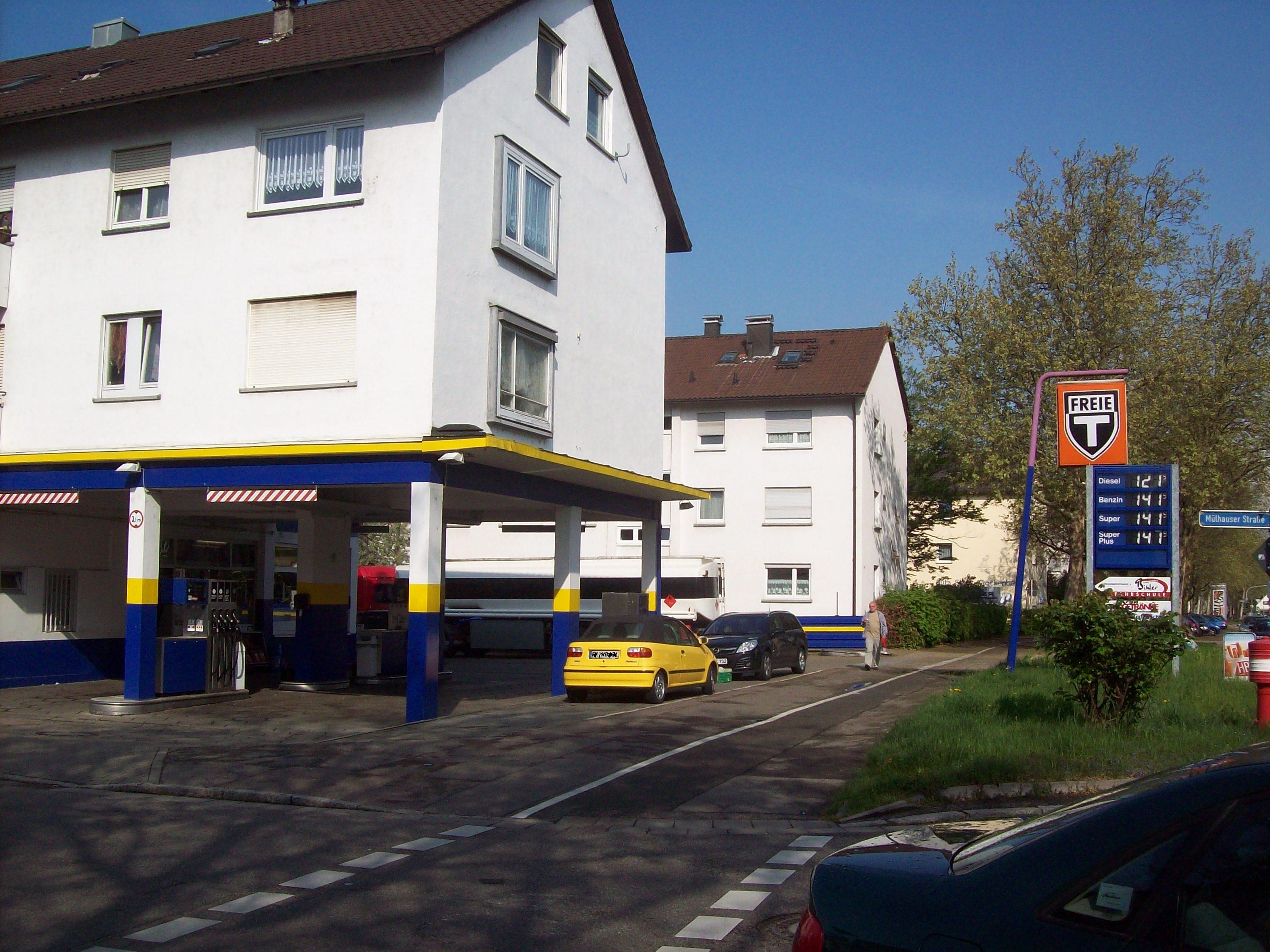 Bild 2 Freie Tankstelle, Zajelsnik Alexander in Freiburg im Breisgau