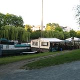 van Loon Restaurantschiffe Philippa, Josephine und van Loon im Urbanhafen in Berlin