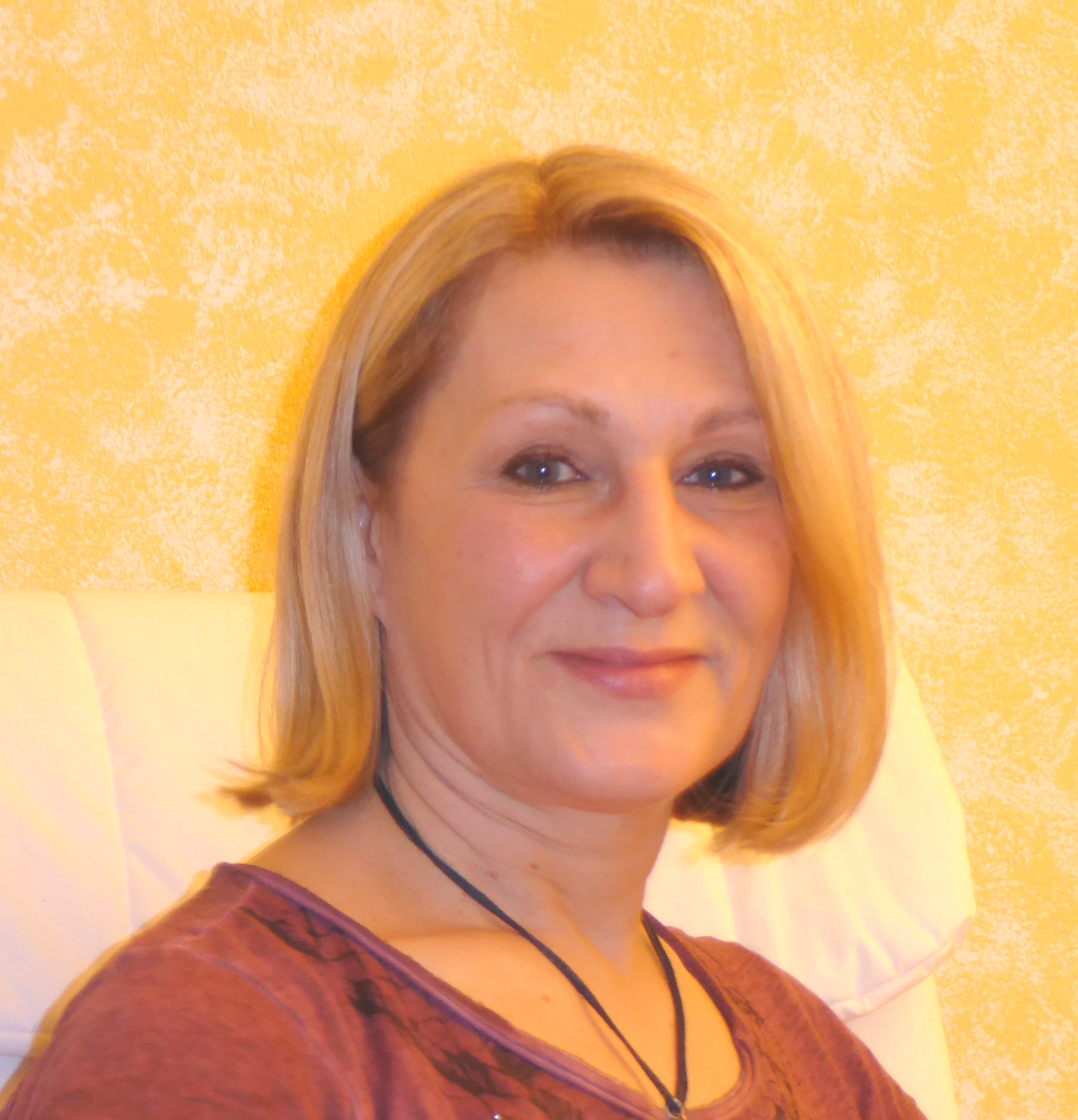 Martina Domani
Heilpraktikerin für Psychotherapie