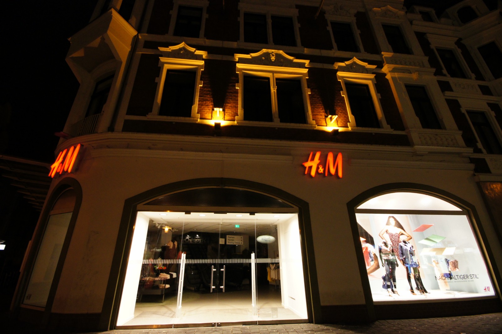 Bild 5 H & M Hennes & Mauritz GmbH in Bielefeld