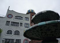 Bild zu Luther-Melanchthon-Gymnasium - Hundertwasserschule