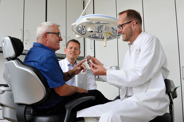 Nutzerbilder Dhom Prof. Dr., Partner Zahnärzte für Oralchirurgie