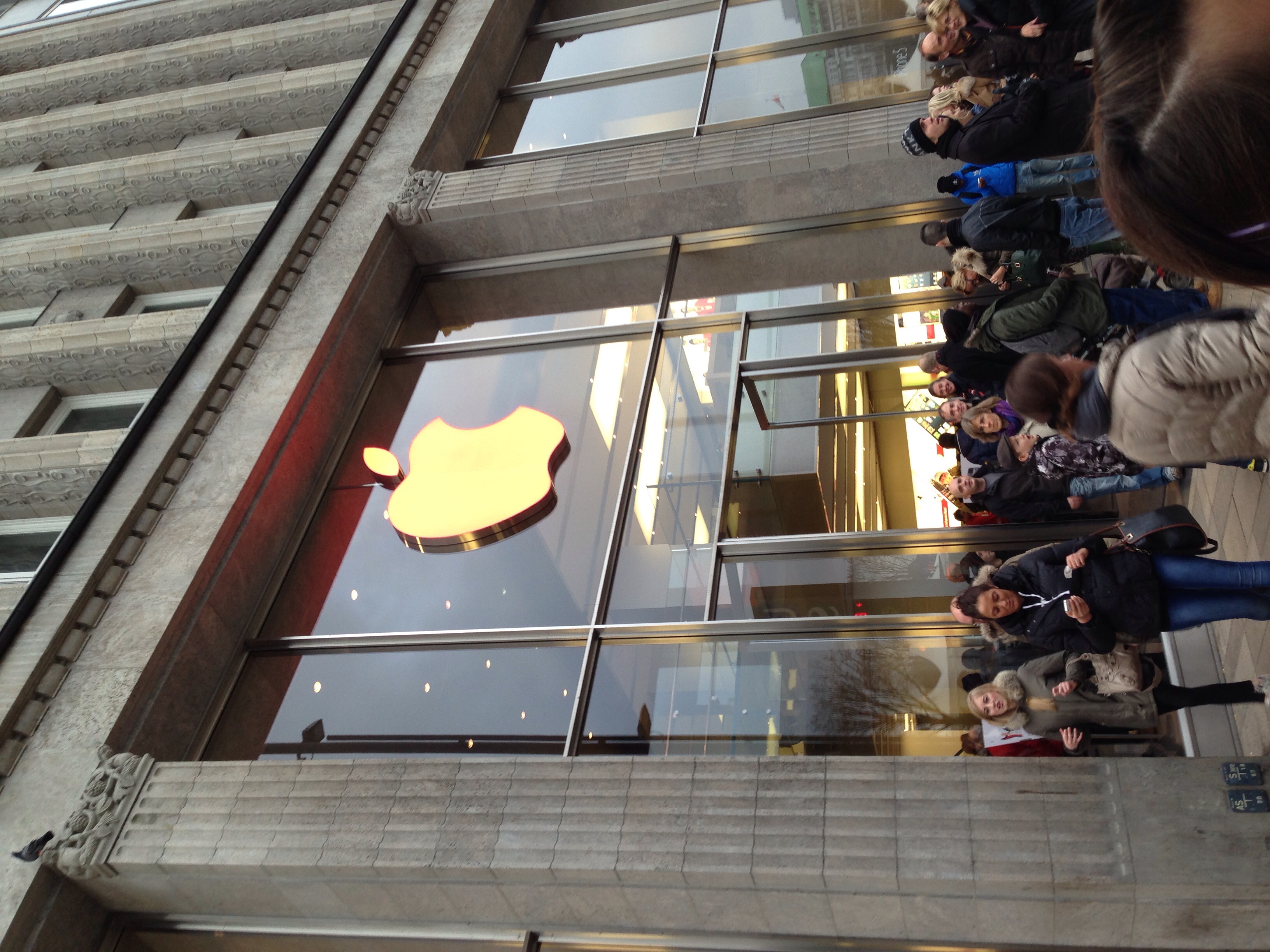 Bild 3 Apple Store in Hamburg