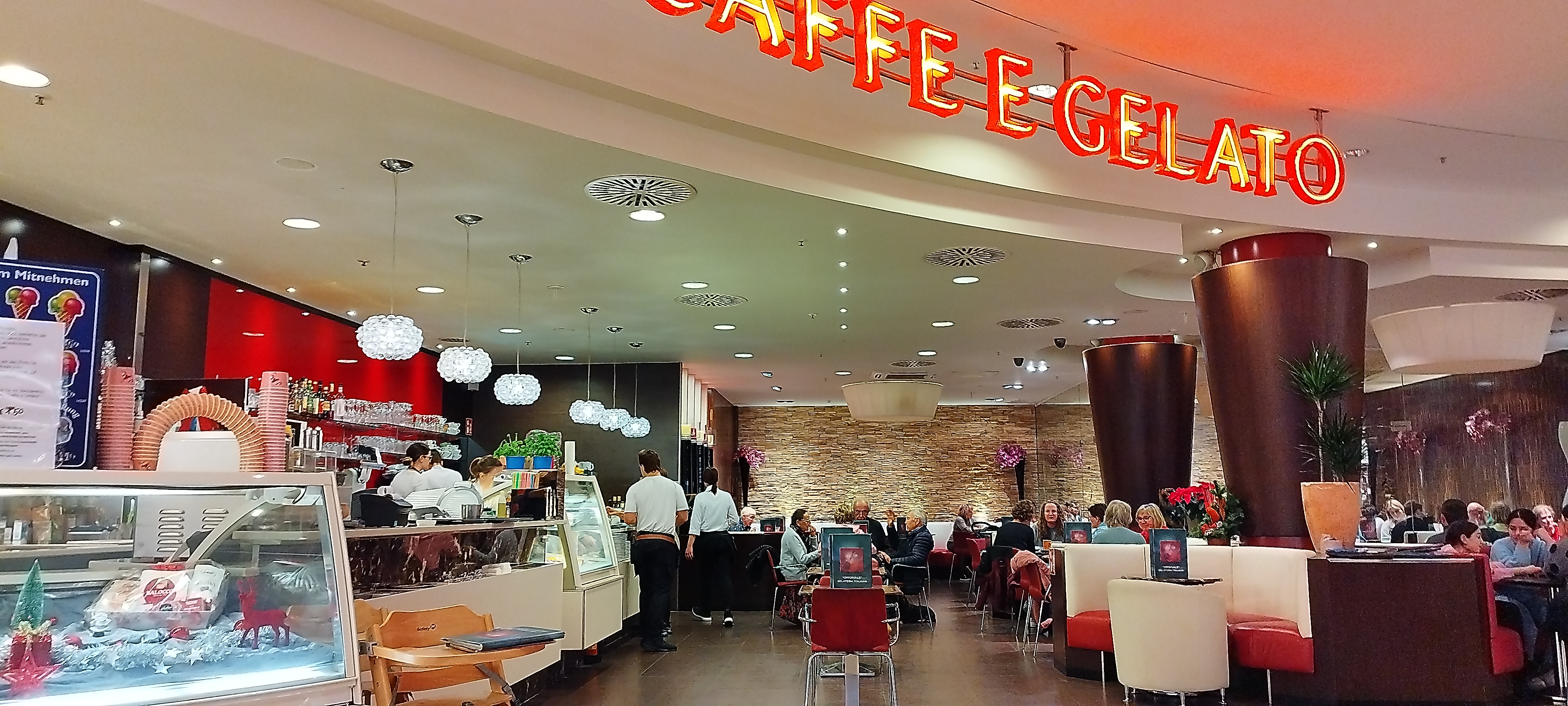 Bild 7 Eiscafé Caffe e Gelato (im 1. Stock) in Hameln