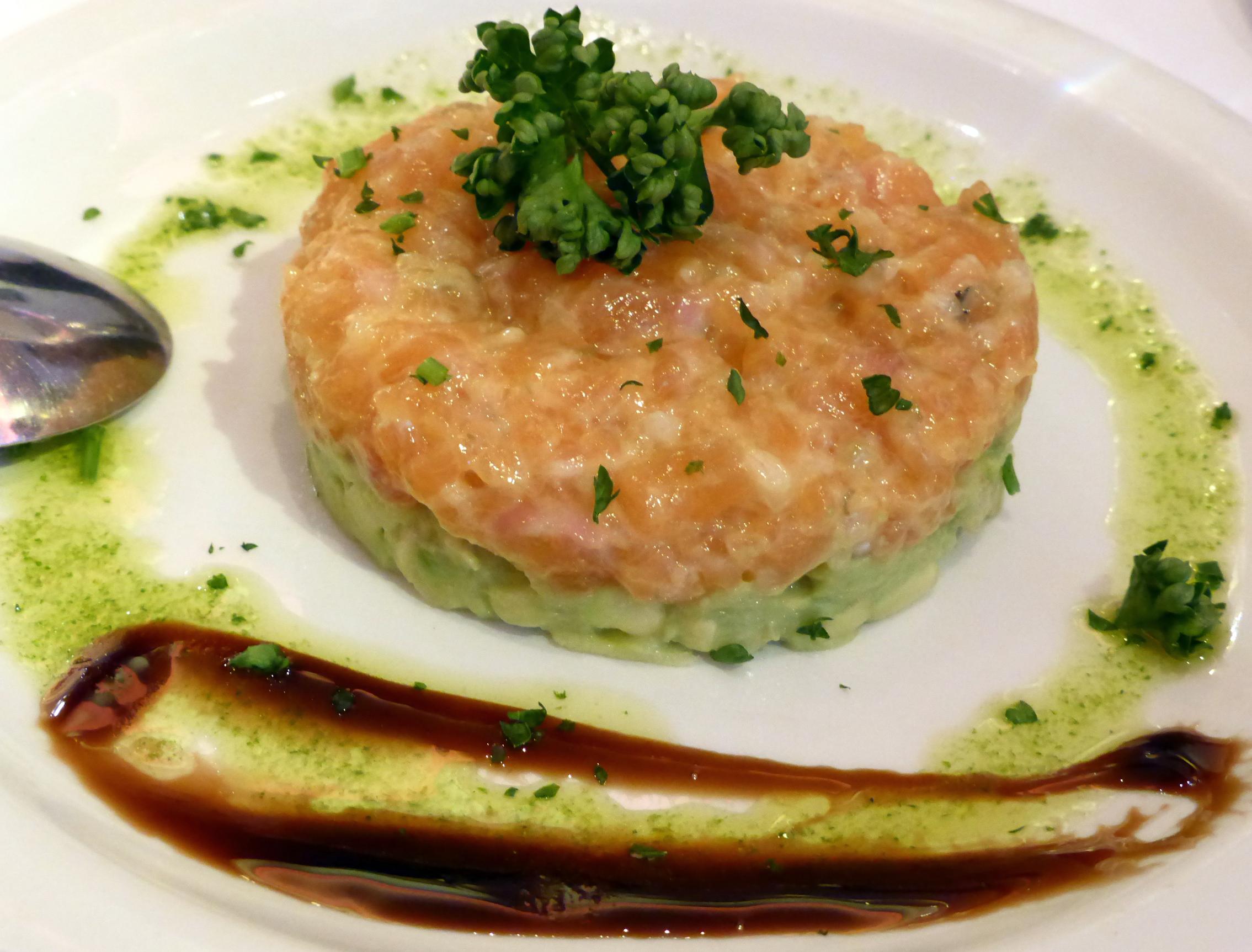 Lachs-Avocado-Tartar