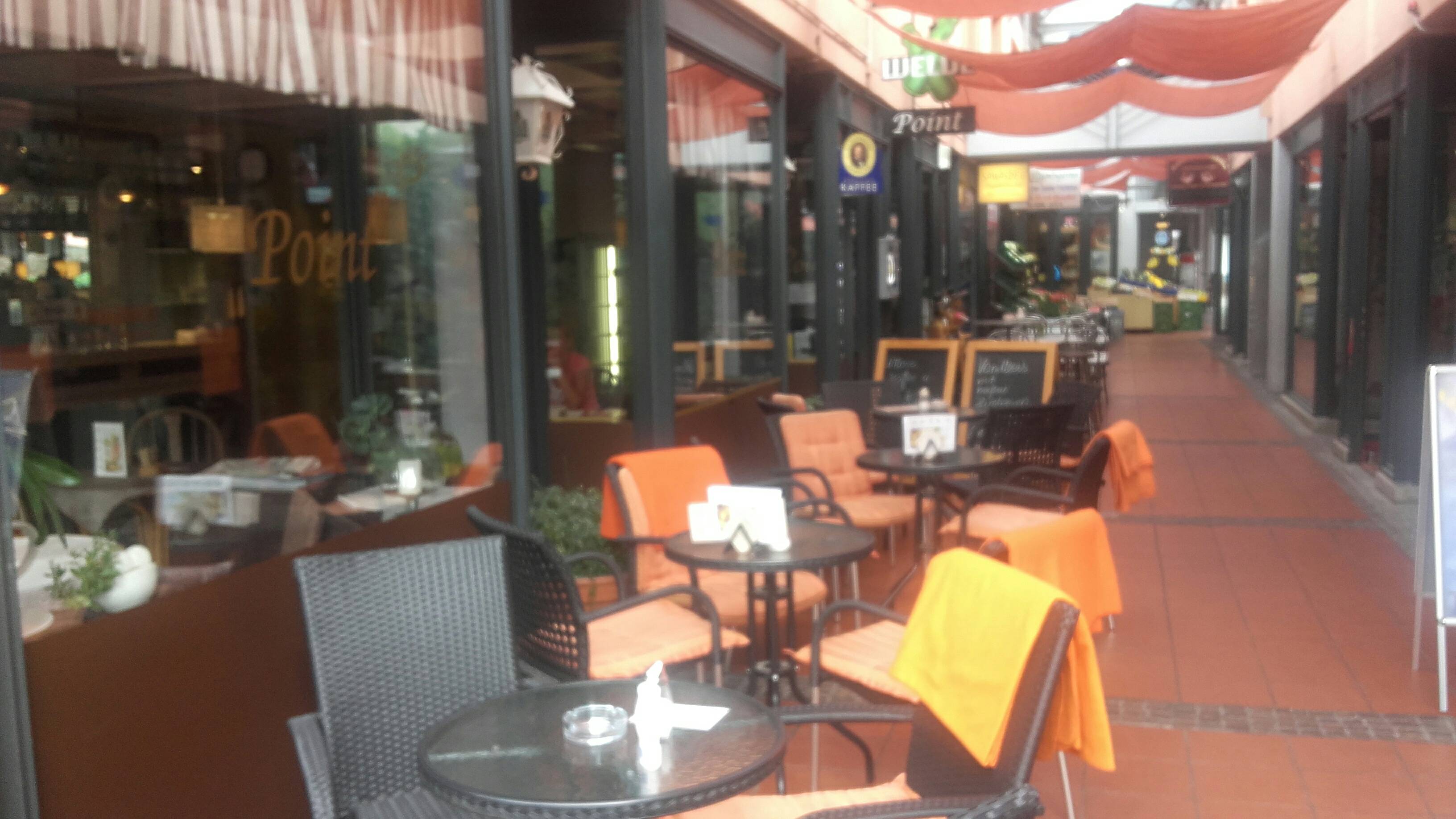 Bild 1 Point Café-Bistro in Schwetzingen
