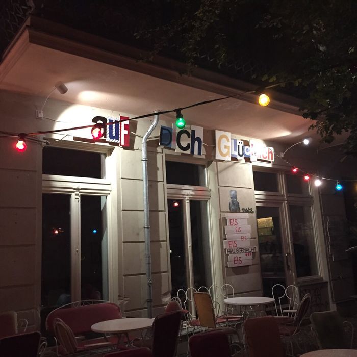 Café Kauf Dich Glücklich