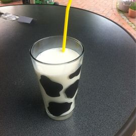 Glas Milch 1,20 &euro;
