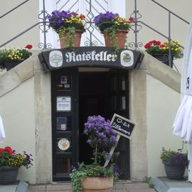 Eingang vom Restaurant Pfannenschmaus im Ratskeller in Neustadt am Rübenberge