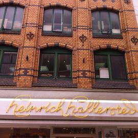Hallerstede, Heinrich GmbH & Co.KG Leder- u. Reiseartikel in Oldenburg in Oldenburg