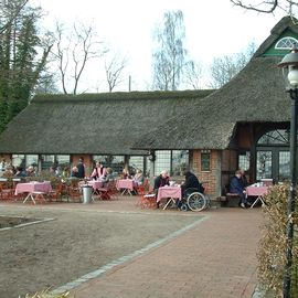 Biergarten vom Fährkroog in Dreibergen