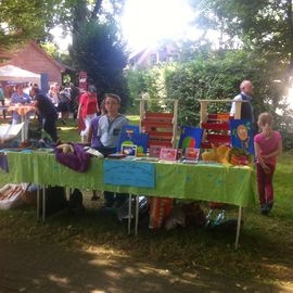 Stand der Grundschule Habbrügge beim Sommerfest 2013 