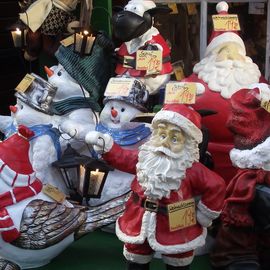 Auf dem Bremer Weihnachtsmarkt beim Marktplatz - Kitsch?