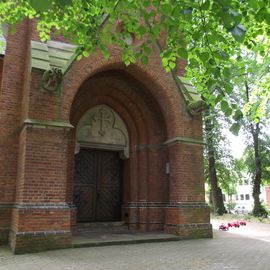 Evangelische Kirche, Gemeinde Alt-Aumund in Bremen Nord - Haupteingang