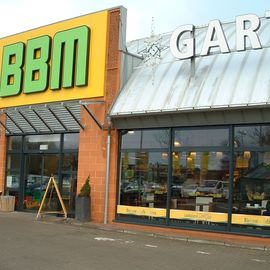 BBM Baumarkt Ganderkesee mit Filiale Bäckerei Tönjes