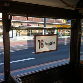 Ringbahn 16 auf dem Weg zum Hauptbahnhof