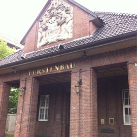 Die F&uuml;rstenhalle am Oldenburger Hauptbahnhof