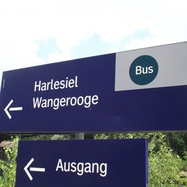 Von hier kommt man mit dem Bus zu den ostfriesischen Inseln