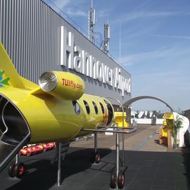 Flughafen Hannover-Langenhagen GmbH - Besucherterasse TUI Rutsche