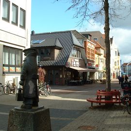 JAN TUT letzter Nachtw&auml;chter der Stadt Delmenhorst vor dem Ali Baba