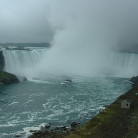 Toronto mit TUI gebucht - Blick auf die Niagara Falls von der kanadischen Seite, ca. 1 Bus Stunde entfernt