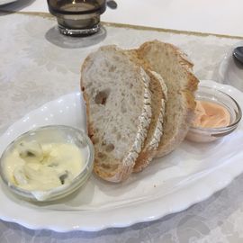 Baguette mit Dips