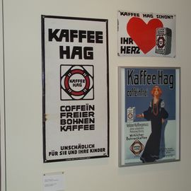 Museumsdorf Cloppenburg - Im Eingangsgebäude aktuelle Sonderausstellung Thema Bremen - Kaffee HAG