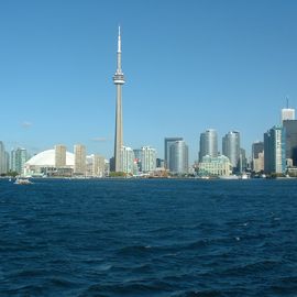 CN - Tower Toronto mit dem Restaurant im Turm