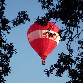 swb AG Stadtwerke Bremen - Hei&szlig;luftballon &uuml;ber Ganderkesee - Kennzeichen D-OEFS