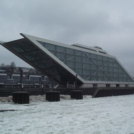 HVV Hamburger Verkehrsverbund - Haltestelle Dockland