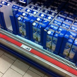 Discounter Milch