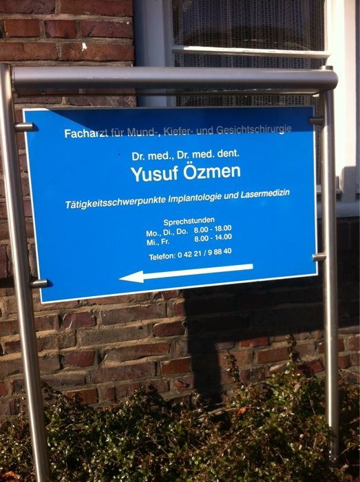 Özmen Dr. Dr. med. Yusuf Facharzt f. Mund- Kiefer- und Gesichtschirurgie