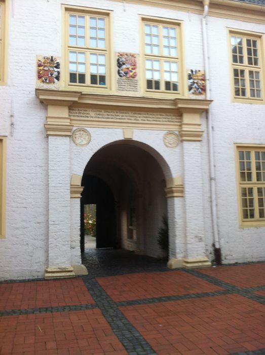 Haupt- und Realschule im Schloss Dornum