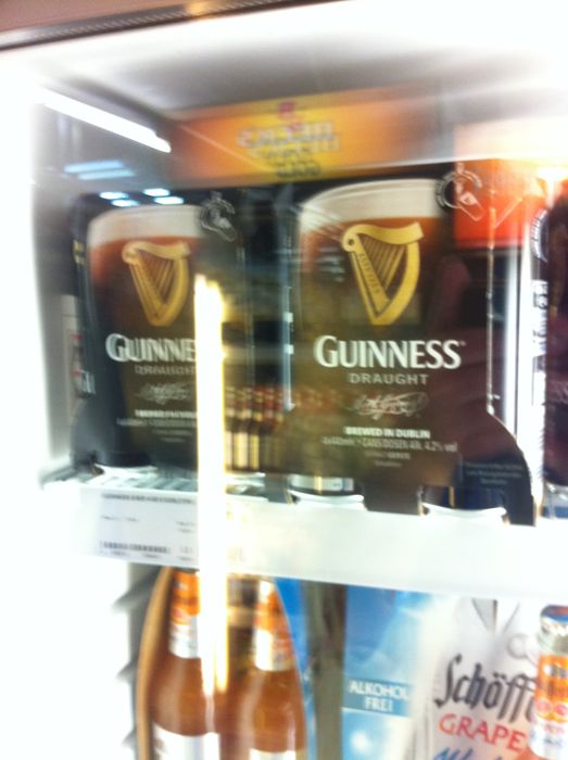 Gekühltes Guinness in Dosen