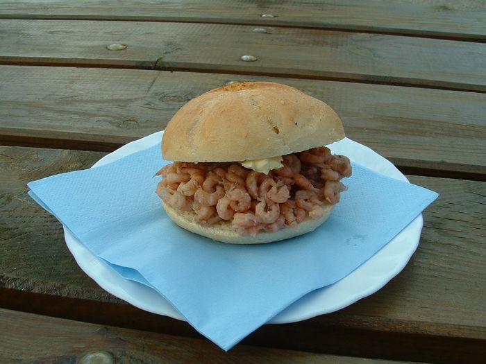 Fischbrötchen mit Krabben für 3,90 €