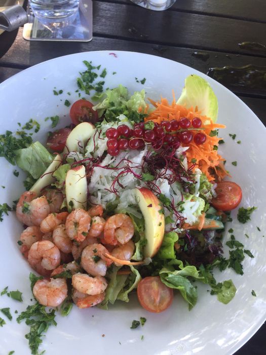 Salat „Neu Helgoland“ mit Garnelen 