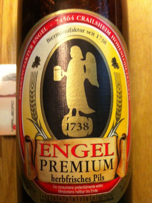 Das ausgezeichnetet Engel PREMIUM Pils Bier