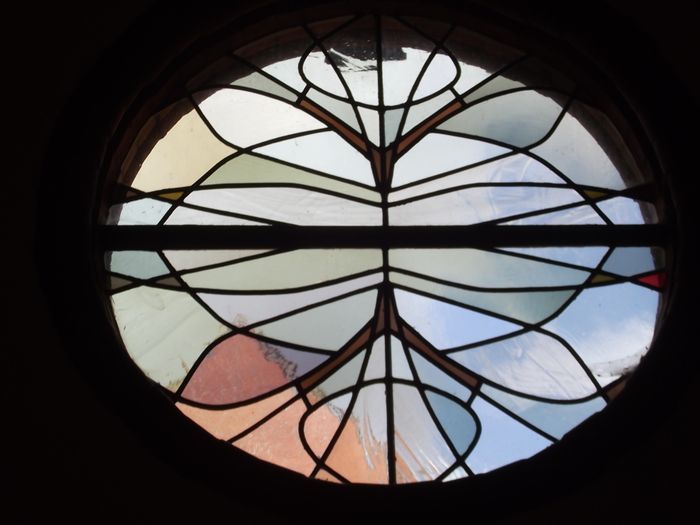 Glasfenster am Eingang der ev. luth. Christuskirche in Syke